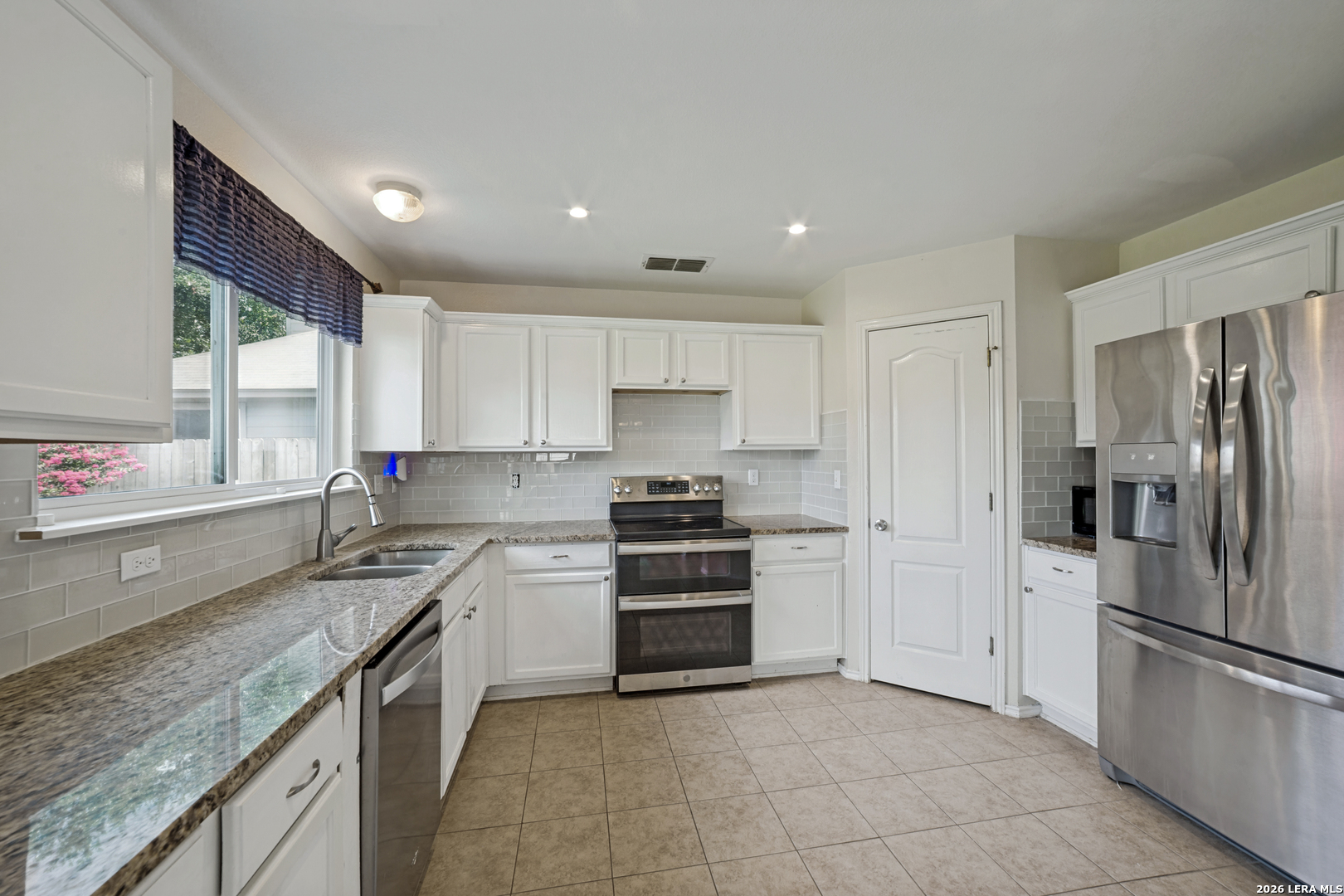 6151 Wood Bayoo San Antonio TX 78249