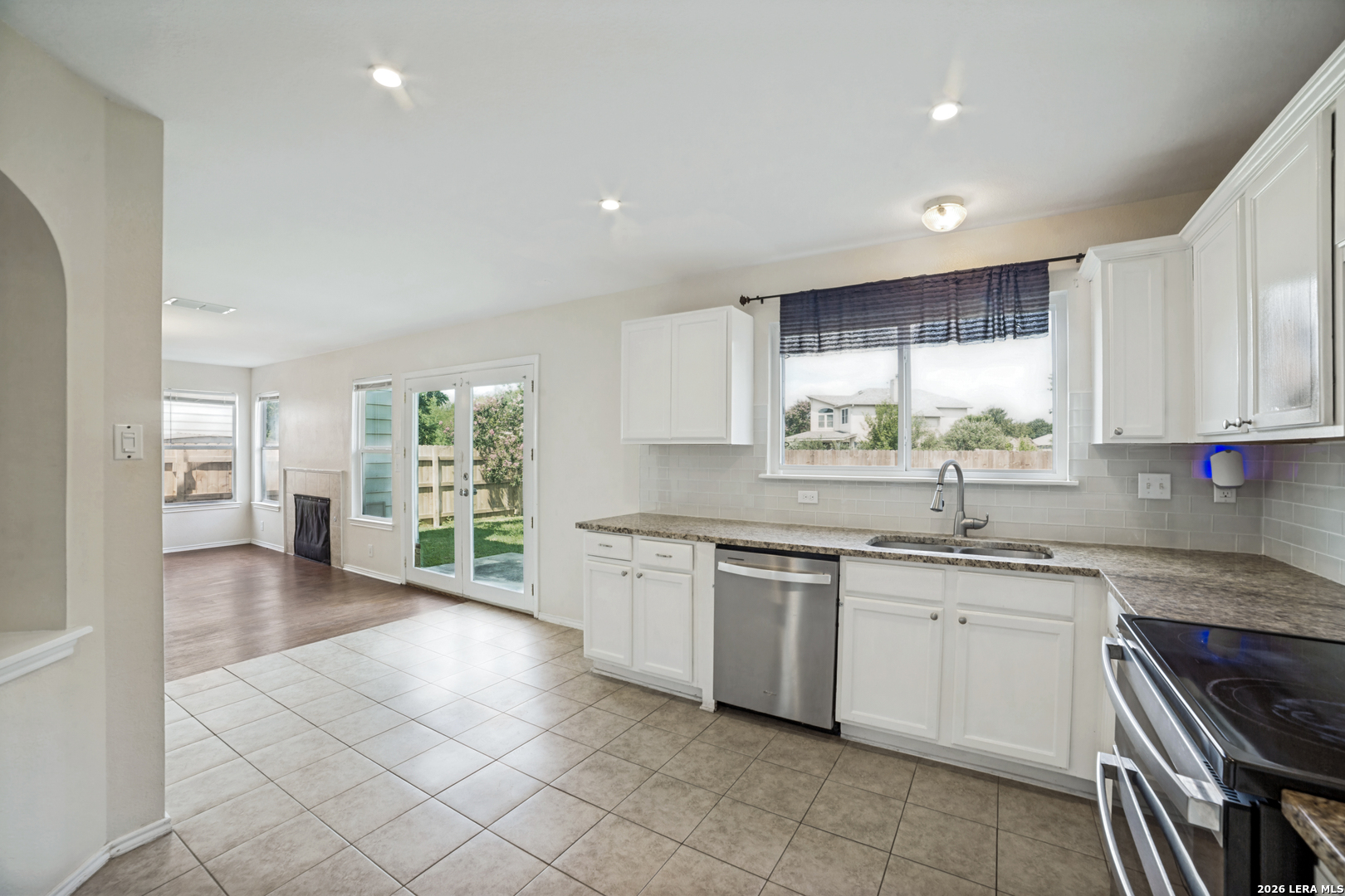 6151 Wood Bayoo San Antonio TX 78249