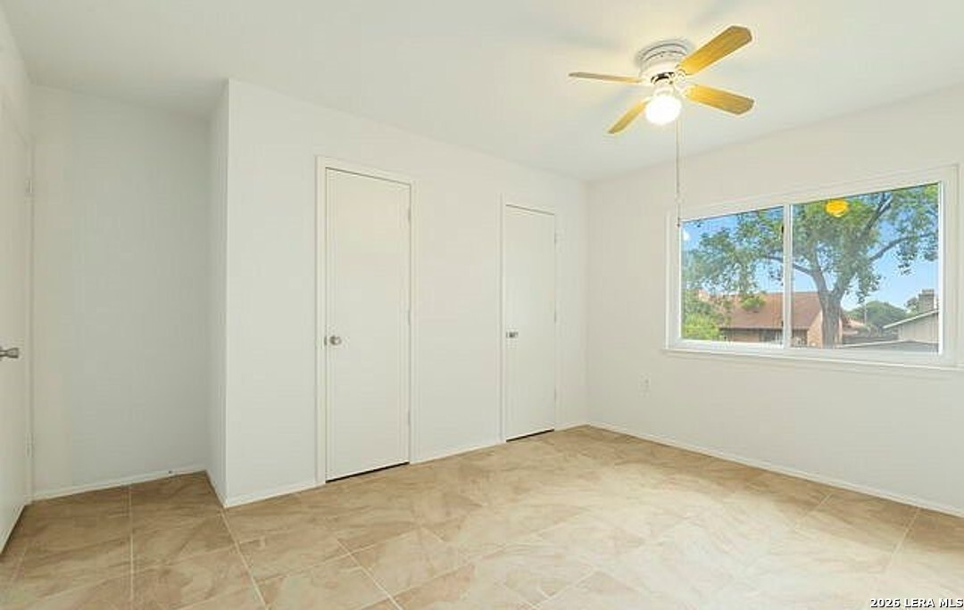 8412 Clear Meadows Converse TX 78109