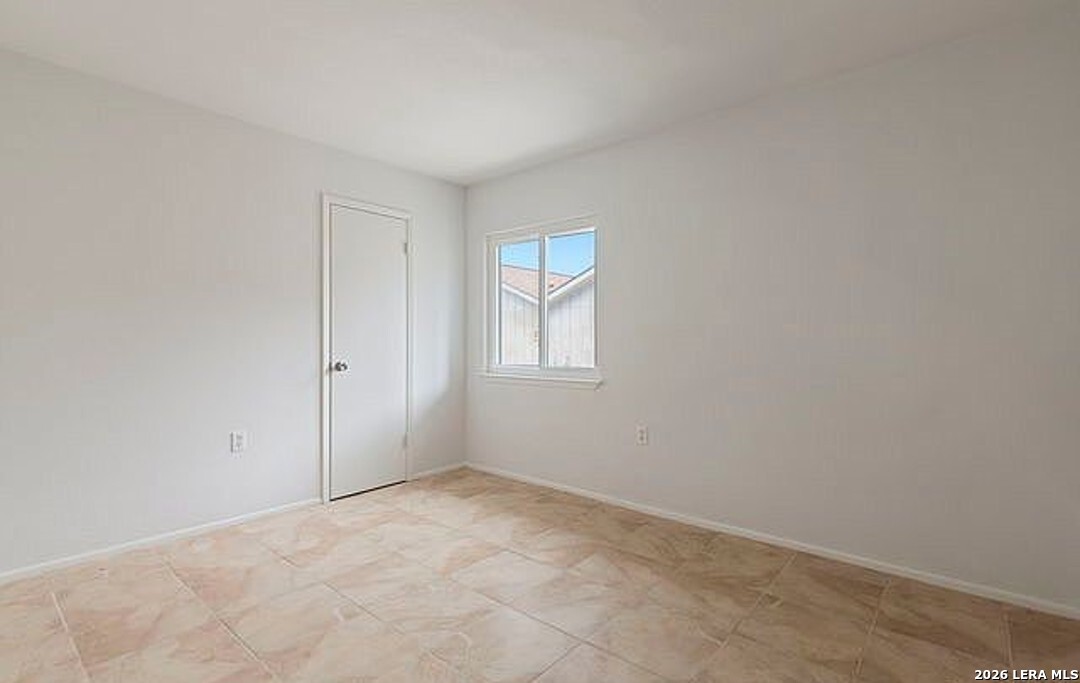 8412 Clear Meadows Converse TX 78109