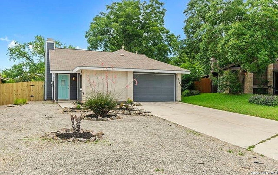 8412 Clear Meadows Converse TX 78109