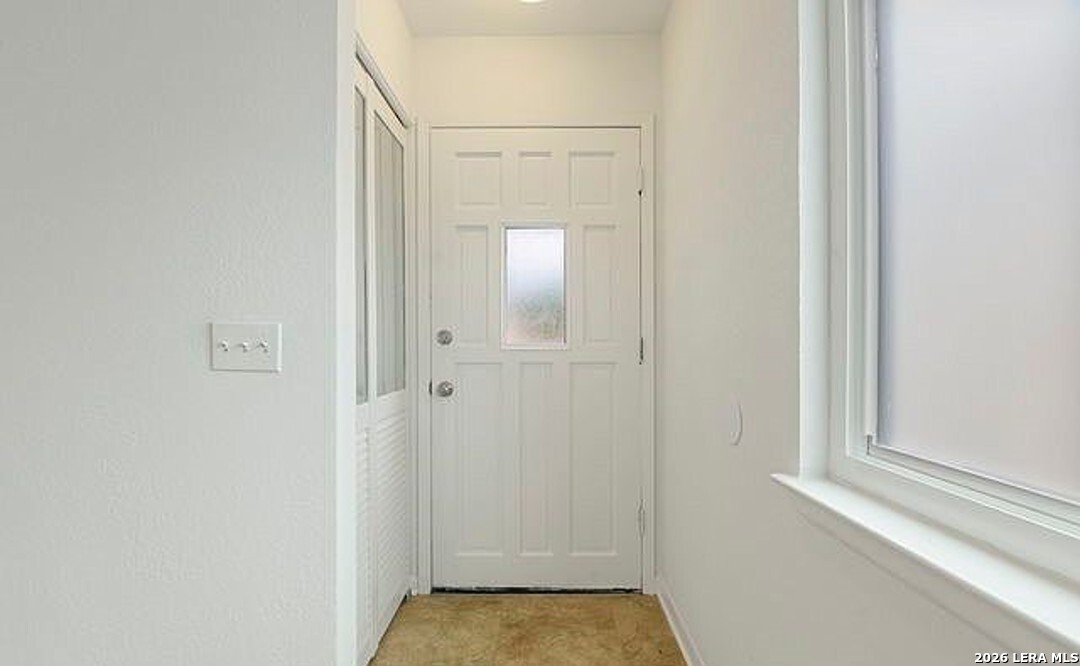 8412 Clear Meadows Converse TX 78109