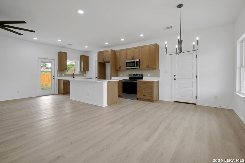 3514 Woodville San Antonio TX 78223