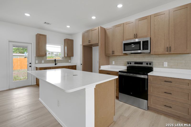 3514 Woodville San Antonio TX 78223