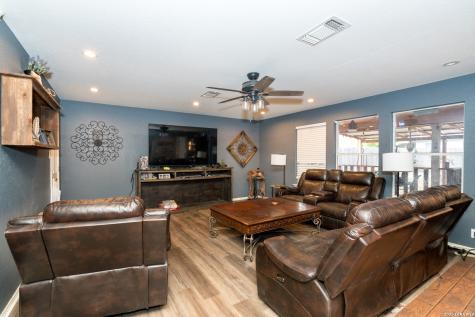 10126 Cedarcliff San Antonio TX 78245