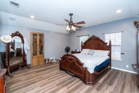 10126 Cedarcliff San Antonio TX 78245