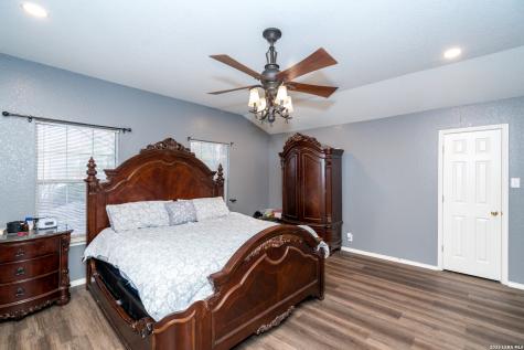 10126 Cedarcliff San Antonio TX 78245