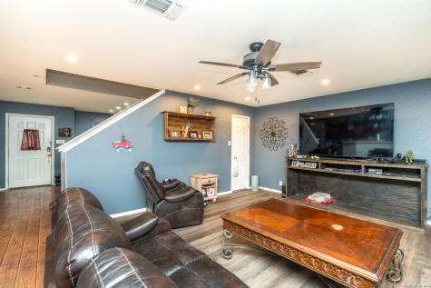 10126 Cedarcliff San Antonio TX 78245