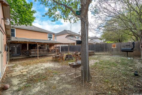 10126 Cedarcliff San Antonio TX 78245