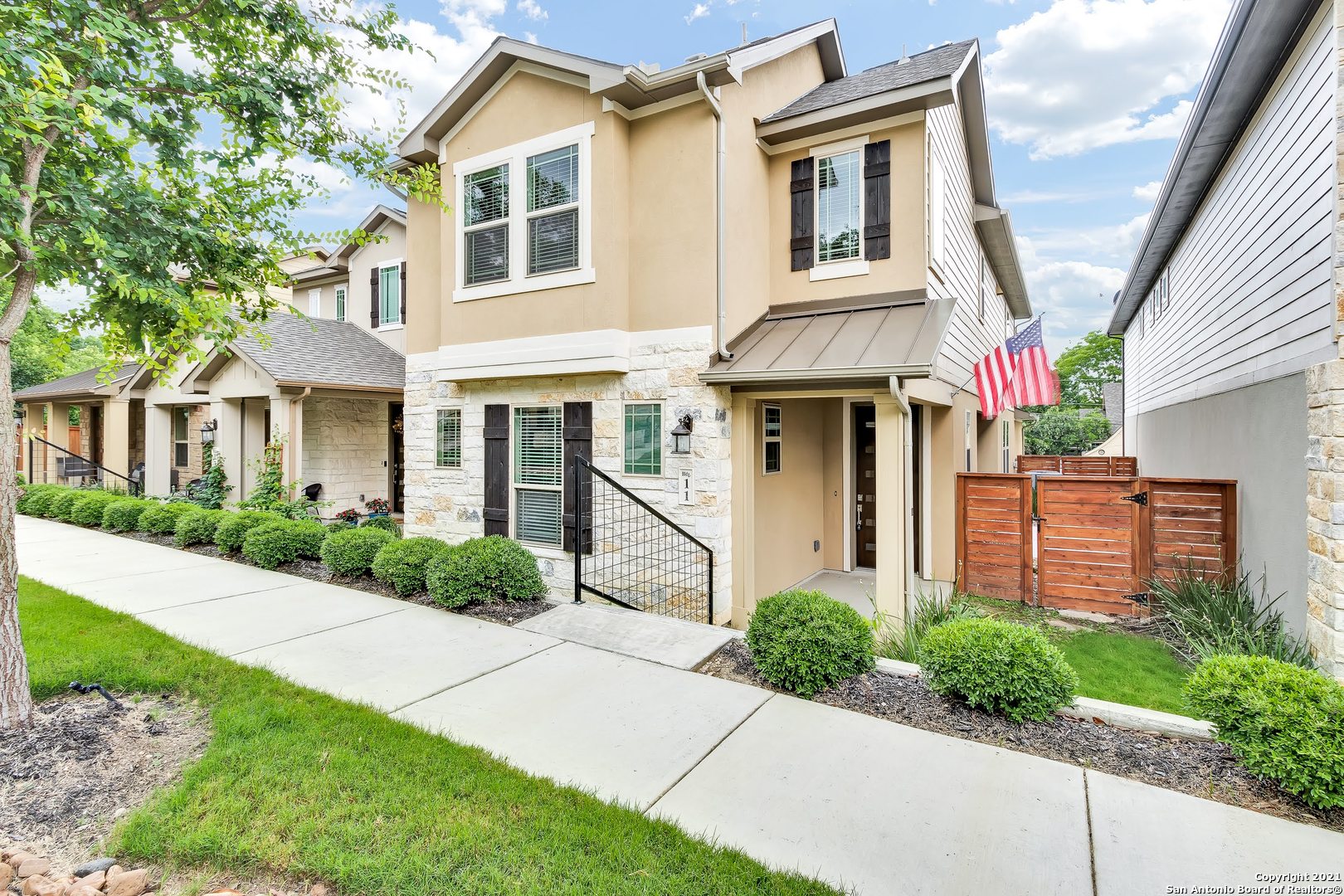 206 Ridgecrest Drive #11 San Antonio TX 78209