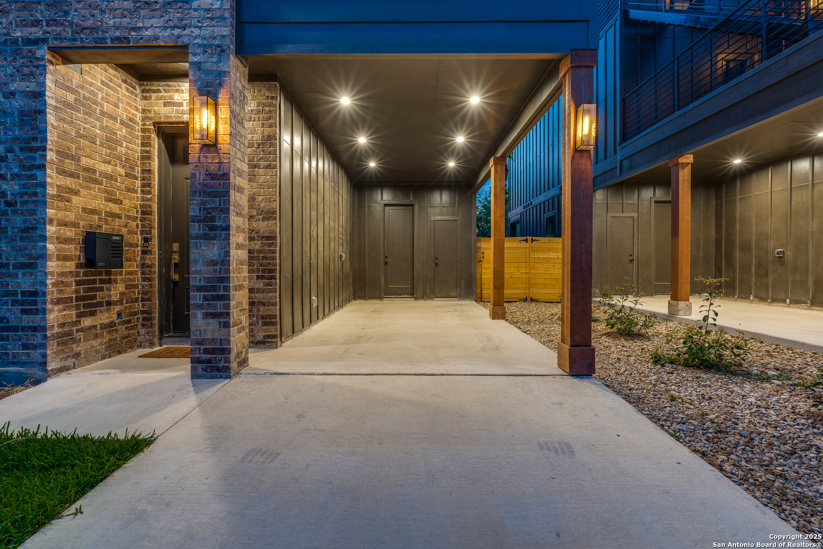 111 Dowdy San Antonio TX 78204