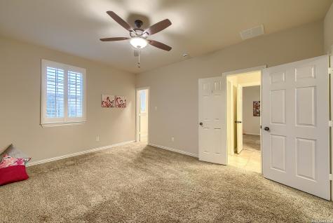 25606 Poerner Trail San Antonio TX 78261