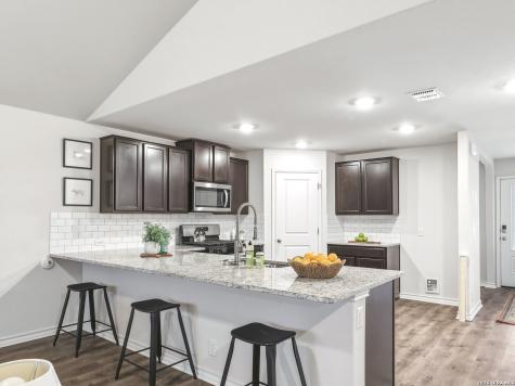 9915 Kalm Brome San Antonio TX 78254