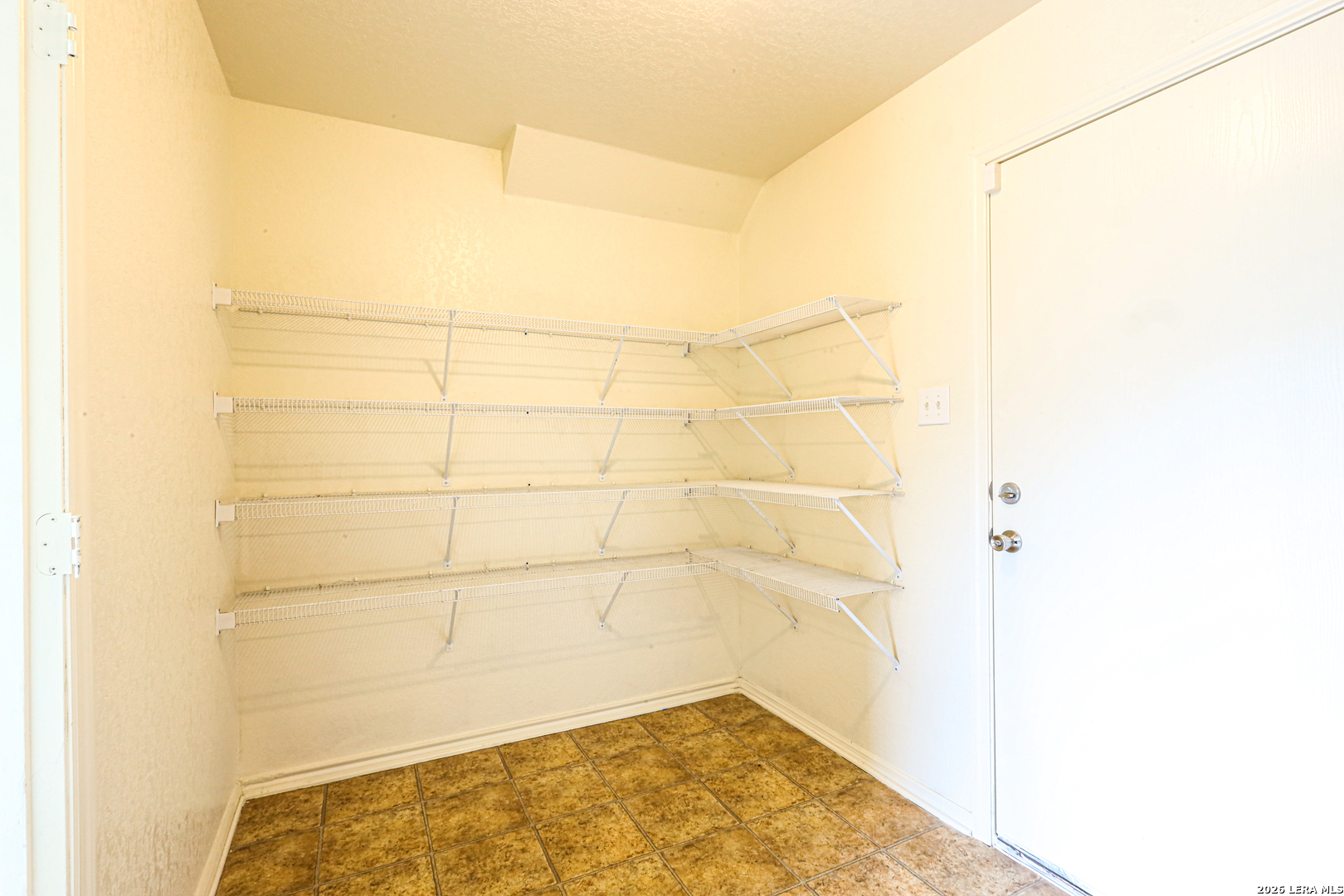 418 Orchard Willow San Antonio TX 78245