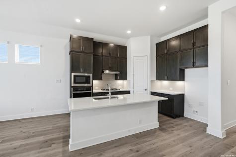 2214 Briggs Summit San Antonio TX 78245