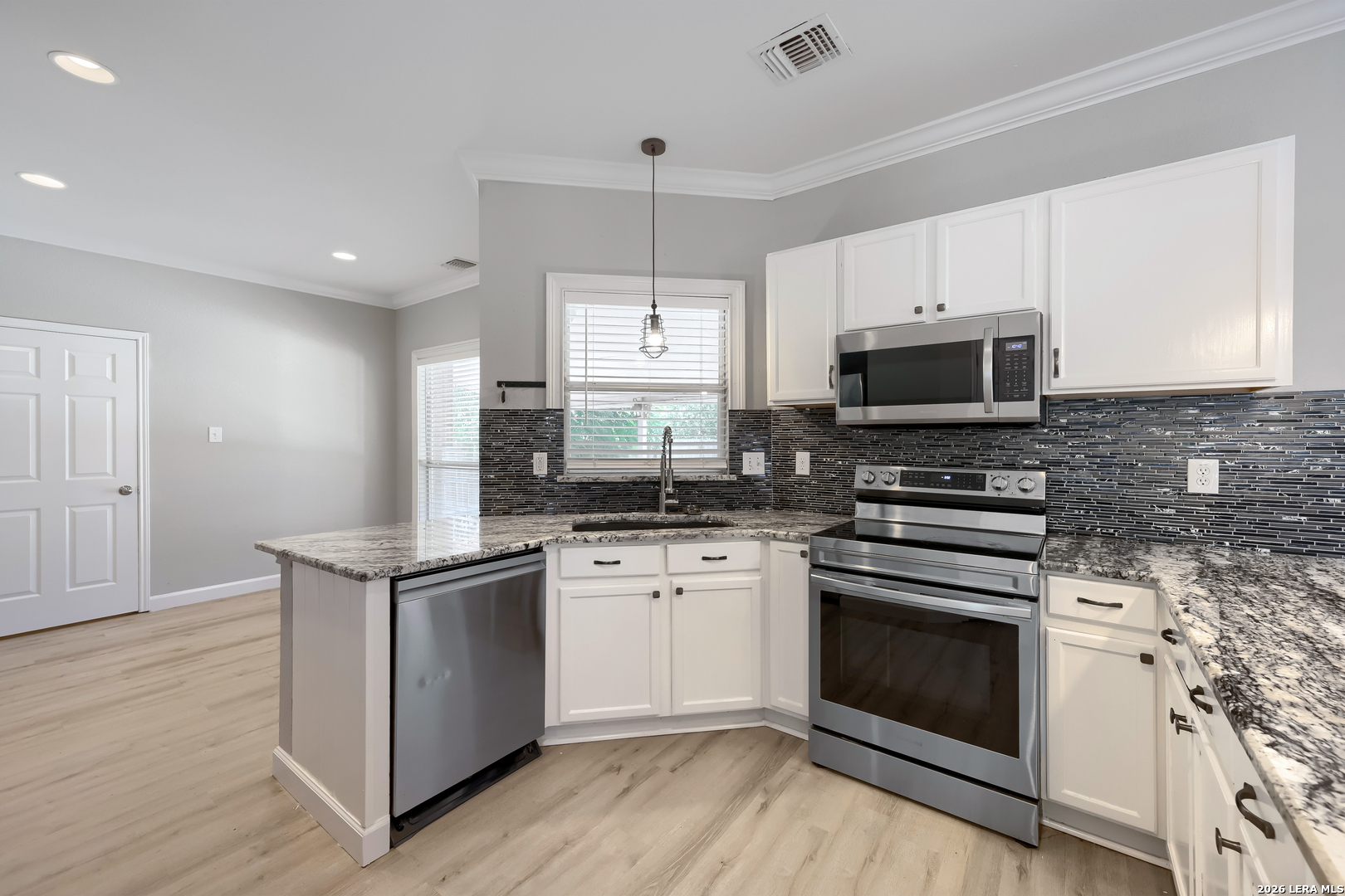 8103 Heritage Park Drive San Antonio TX 78240