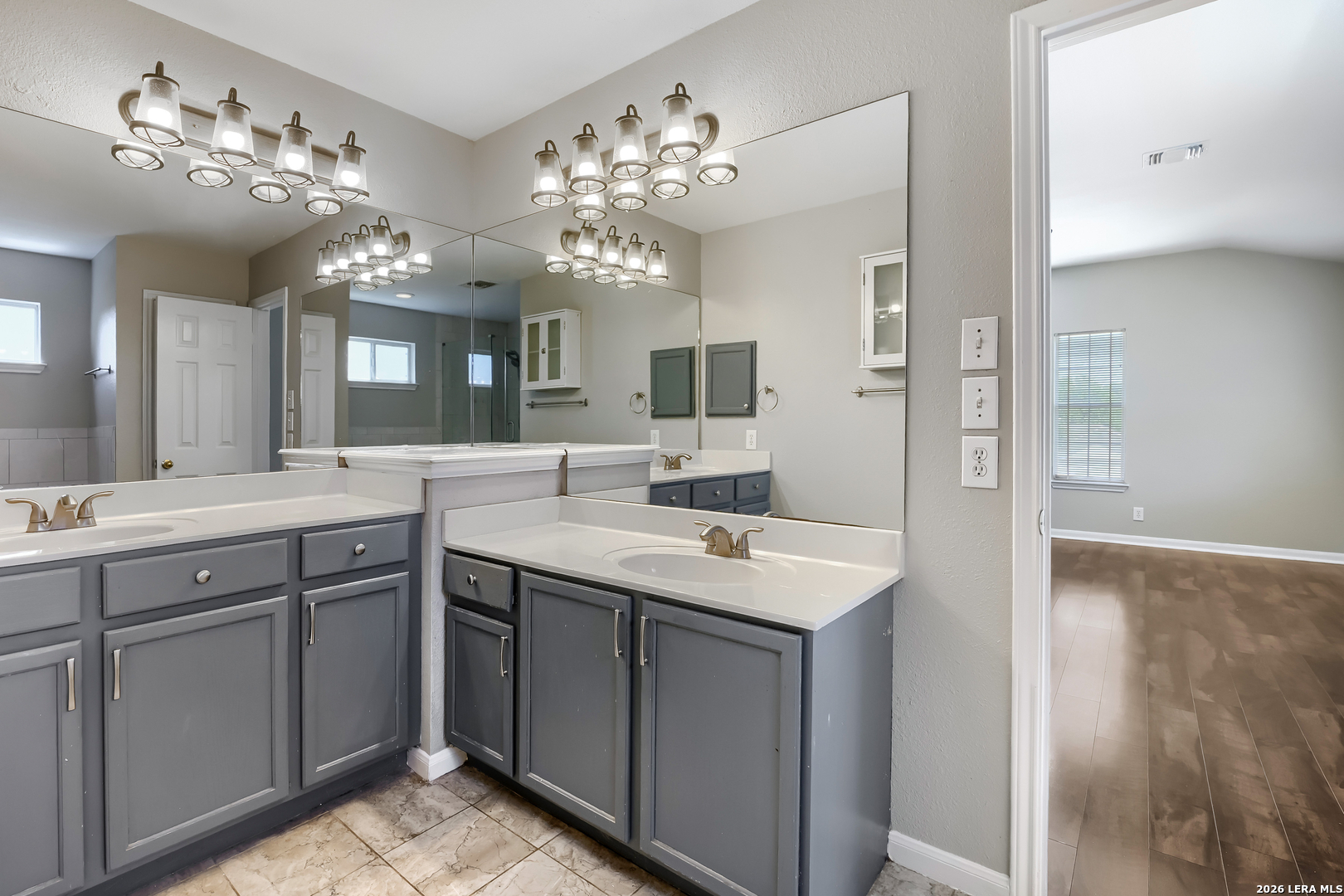 8103 Heritage Park Drive San Antonio TX 78240