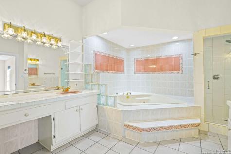 5280 Smith Road Von Ormy TX 78073