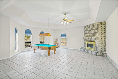 5280 Smith Road Von Ormy TX 78073