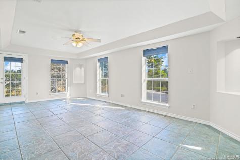 5280 Smith Road Von Ormy TX 78073
