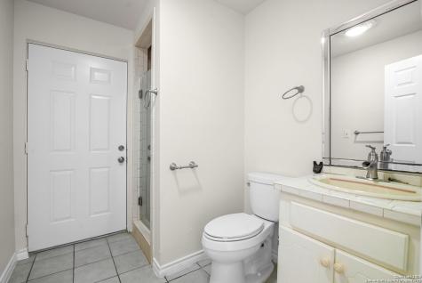 5280 Smith Road Von Ormy TX 78073