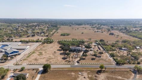 5280 Smith Road Von Ormy TX 78073