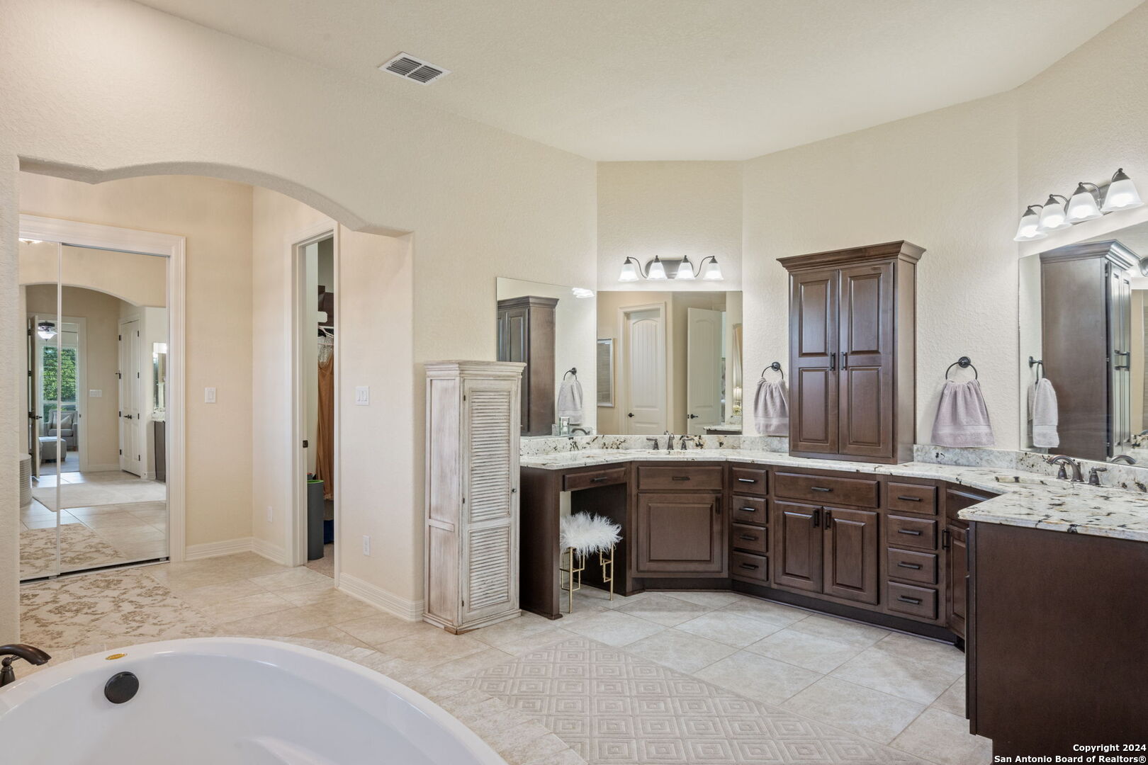 30124 Setterfeld Circle Fair Oaks Ranch TX 78015