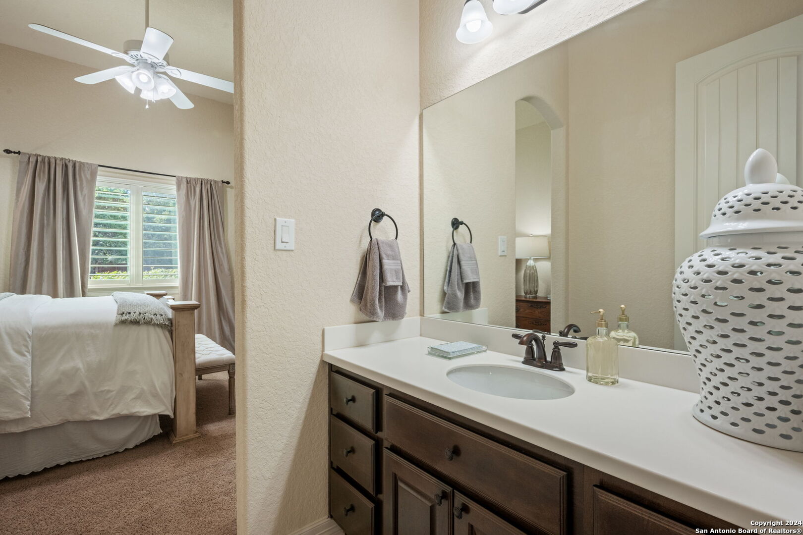 30124 Setterfeld Circle Fair Oaks Ranch TX 78015