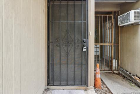6839 Neston Drive San Antonio TX 78239
