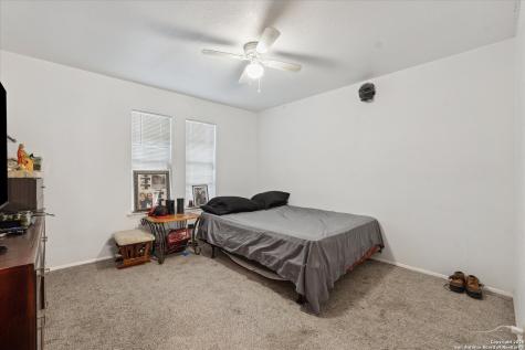 6839 Neston Drive San Antonio TX 78239
