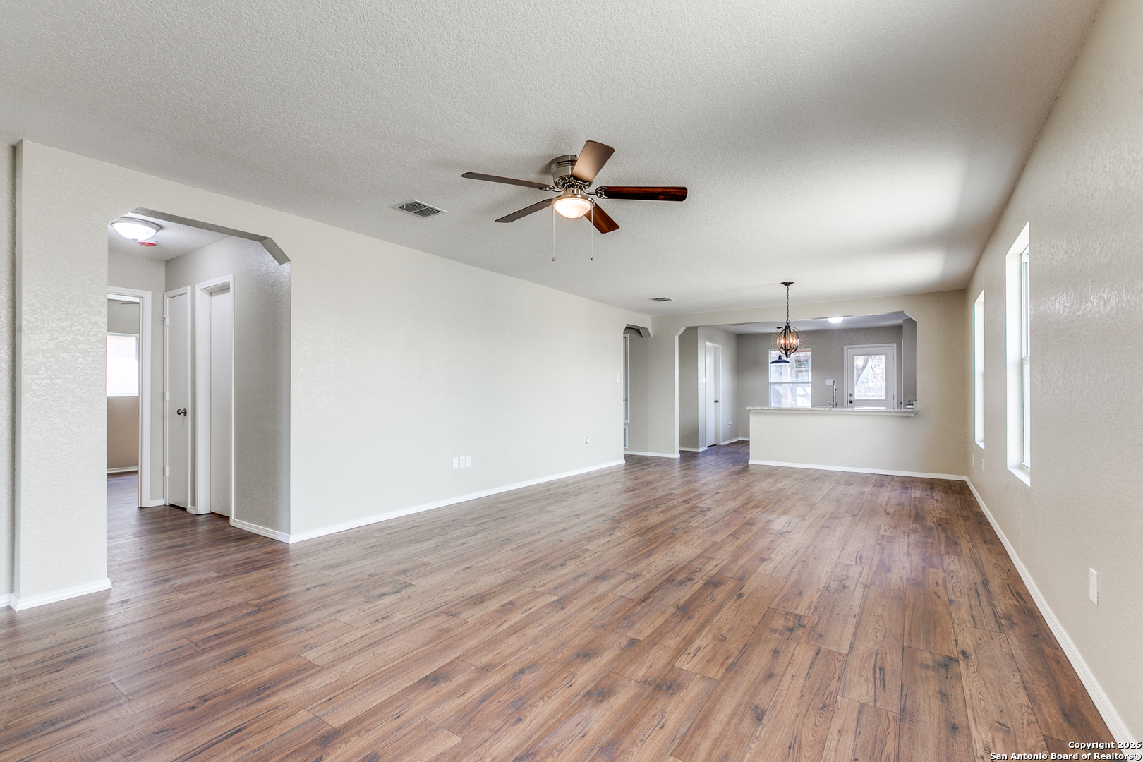8535 Silver Brush San Antonio TX 78254