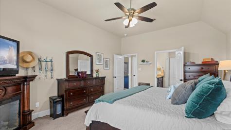 2137 Pioneer Pass Seguin TX 78155