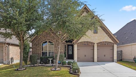 2137 Pioneer Pass Seguin TX 78155