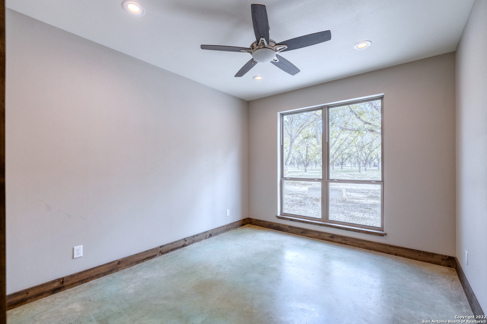 422 Red Wright Road Leakey TX 78873