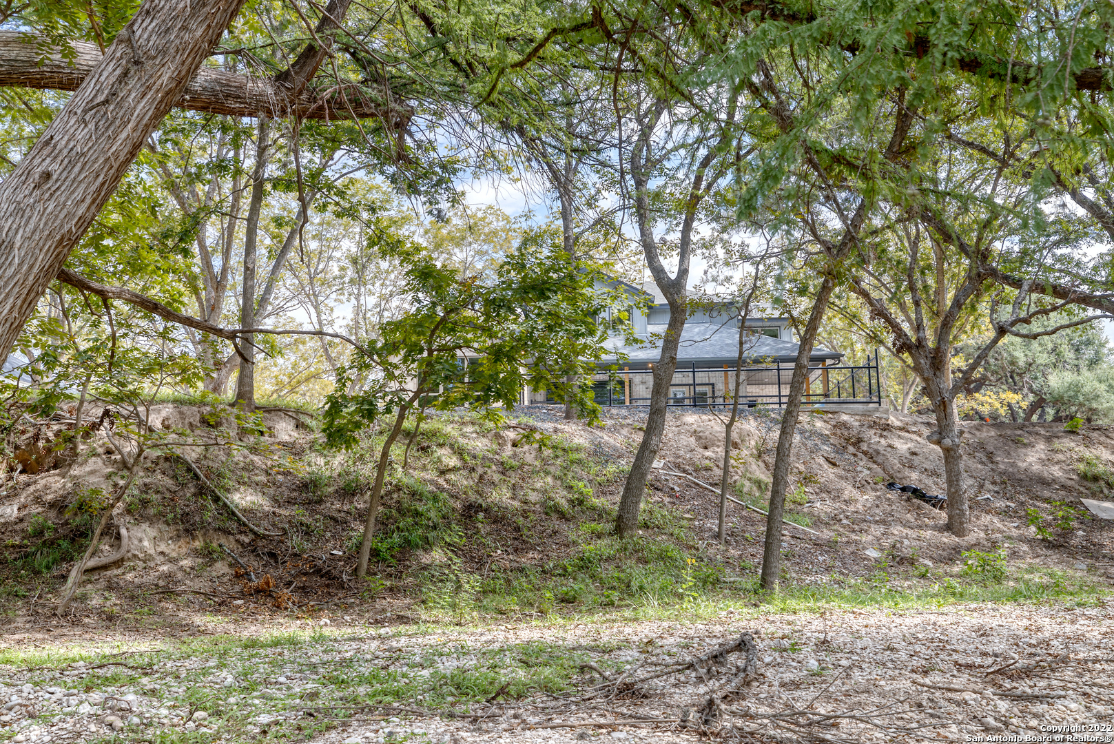 422 Red Wright Road Leakey TX 78873