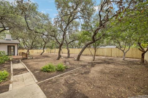 320 El Portal Hollywood Park TX 78232