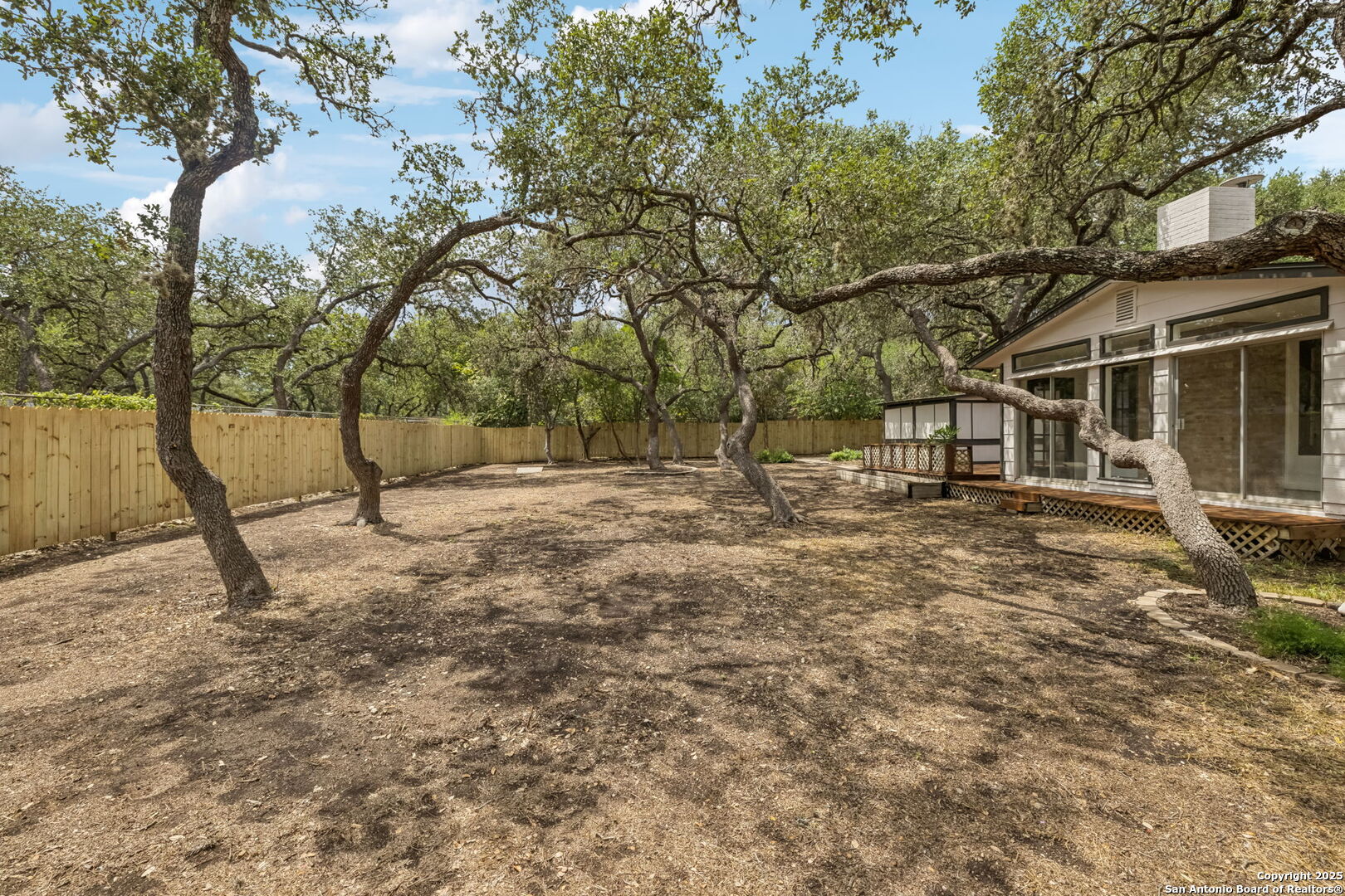 320 El Portal Hollywood Park TX 78232