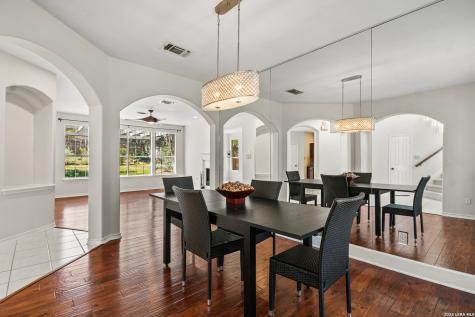 2523 Hollow Village San Antonio TX 78231