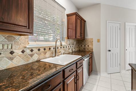 2523 Hollow Village San Antonio TX 78231