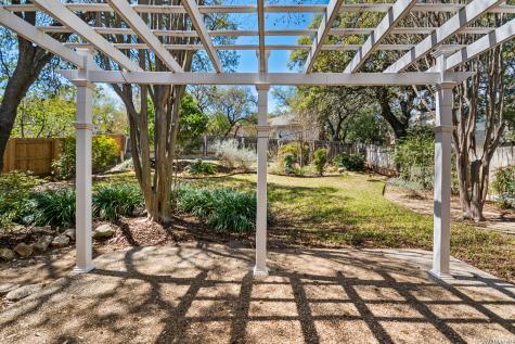 2523 Hollow Village San Antonio TX 78231