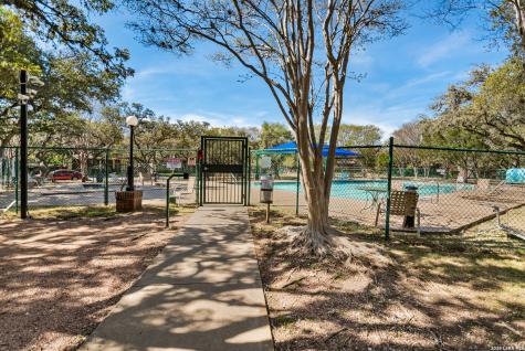 2523 Hollow Village San Antonio TX 78231