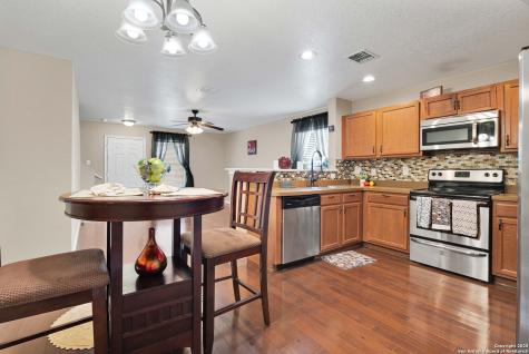 8406 Mescal Pass San Antonio TX 78252