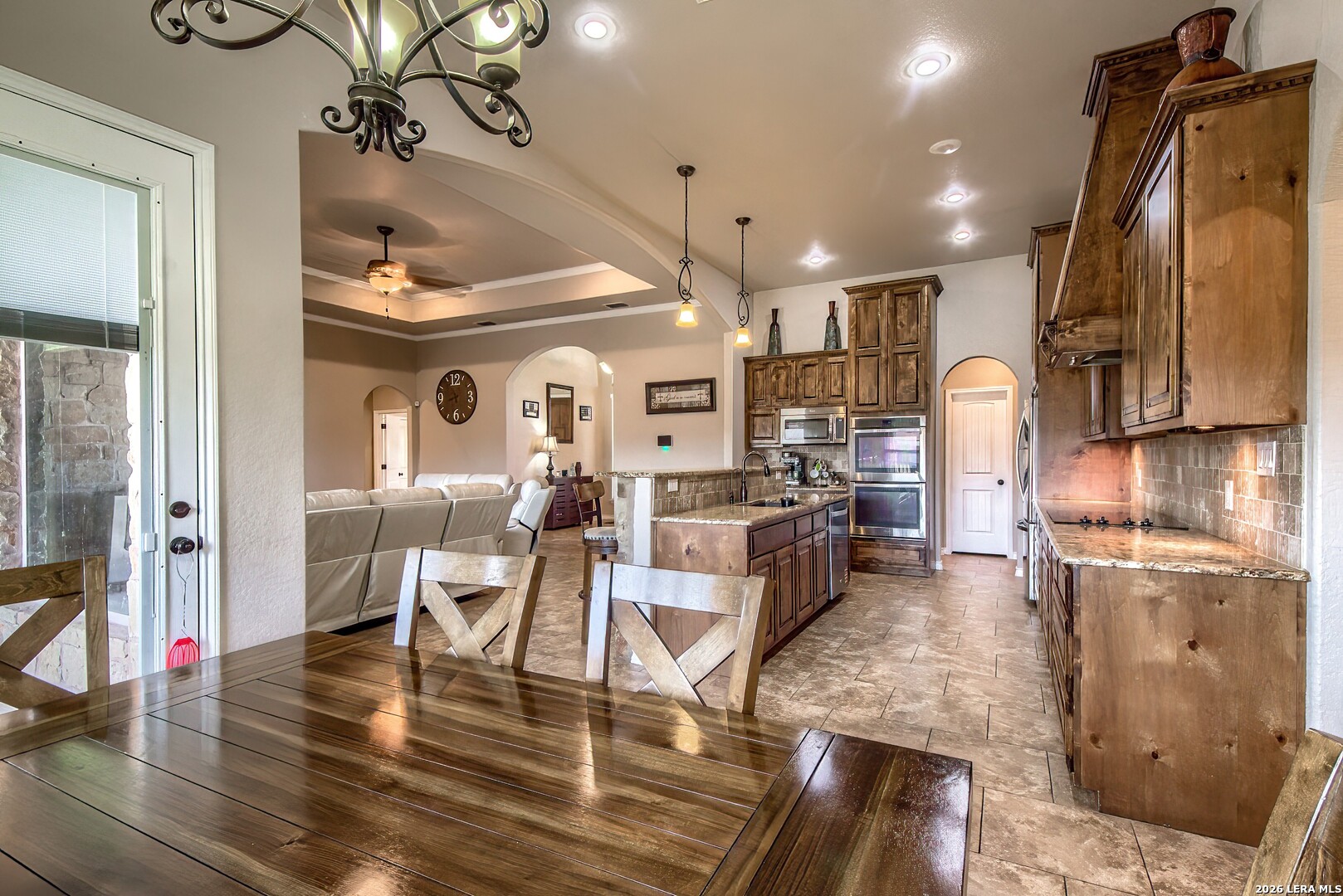 125 Bucks Lane La Vernia TX 78121