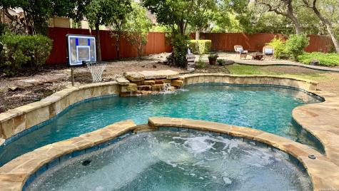 24006 Estrella Noche San Antonio TX 78261
