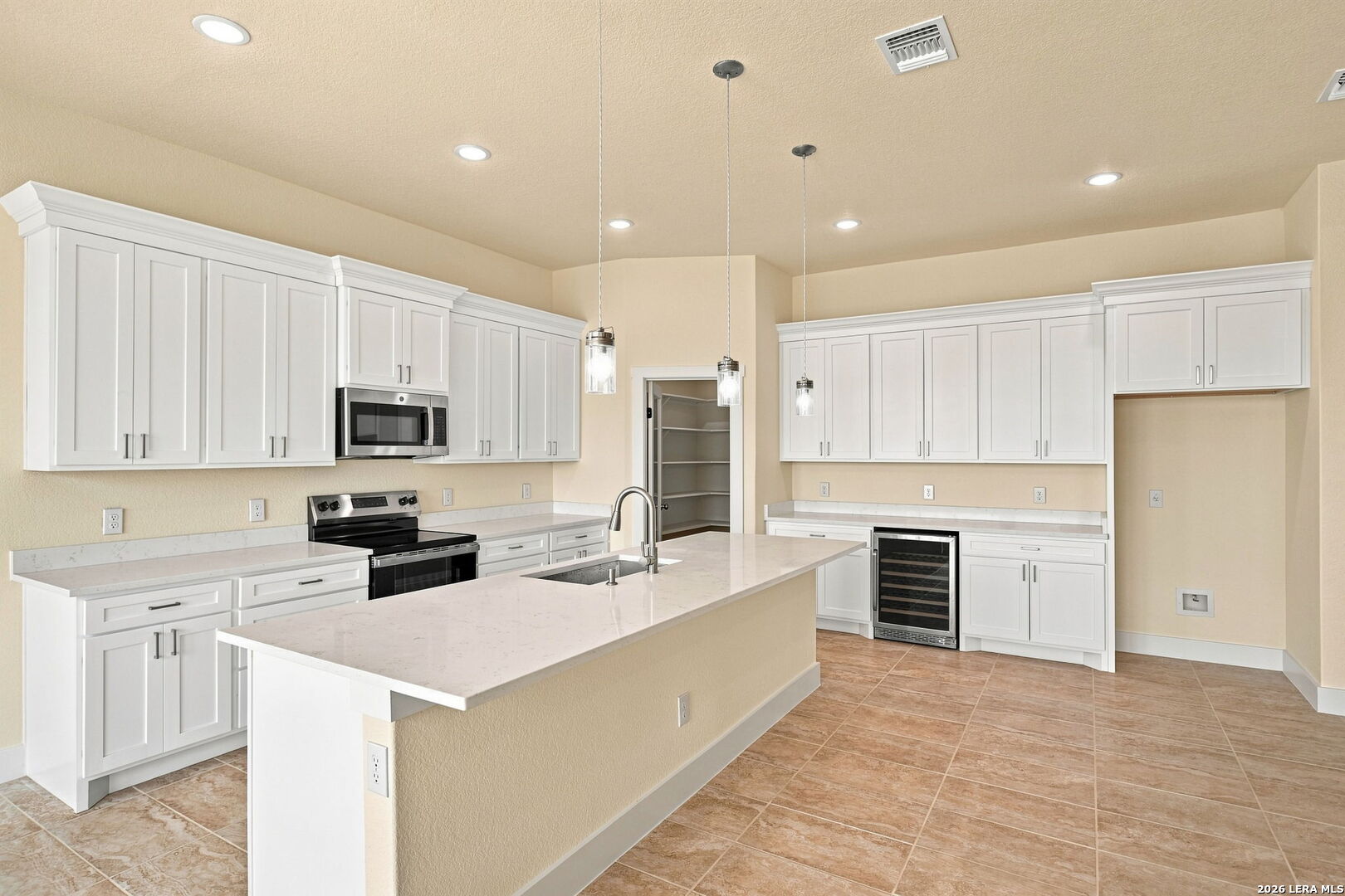140 Sylashayes Loop Pleasanton TX 78064