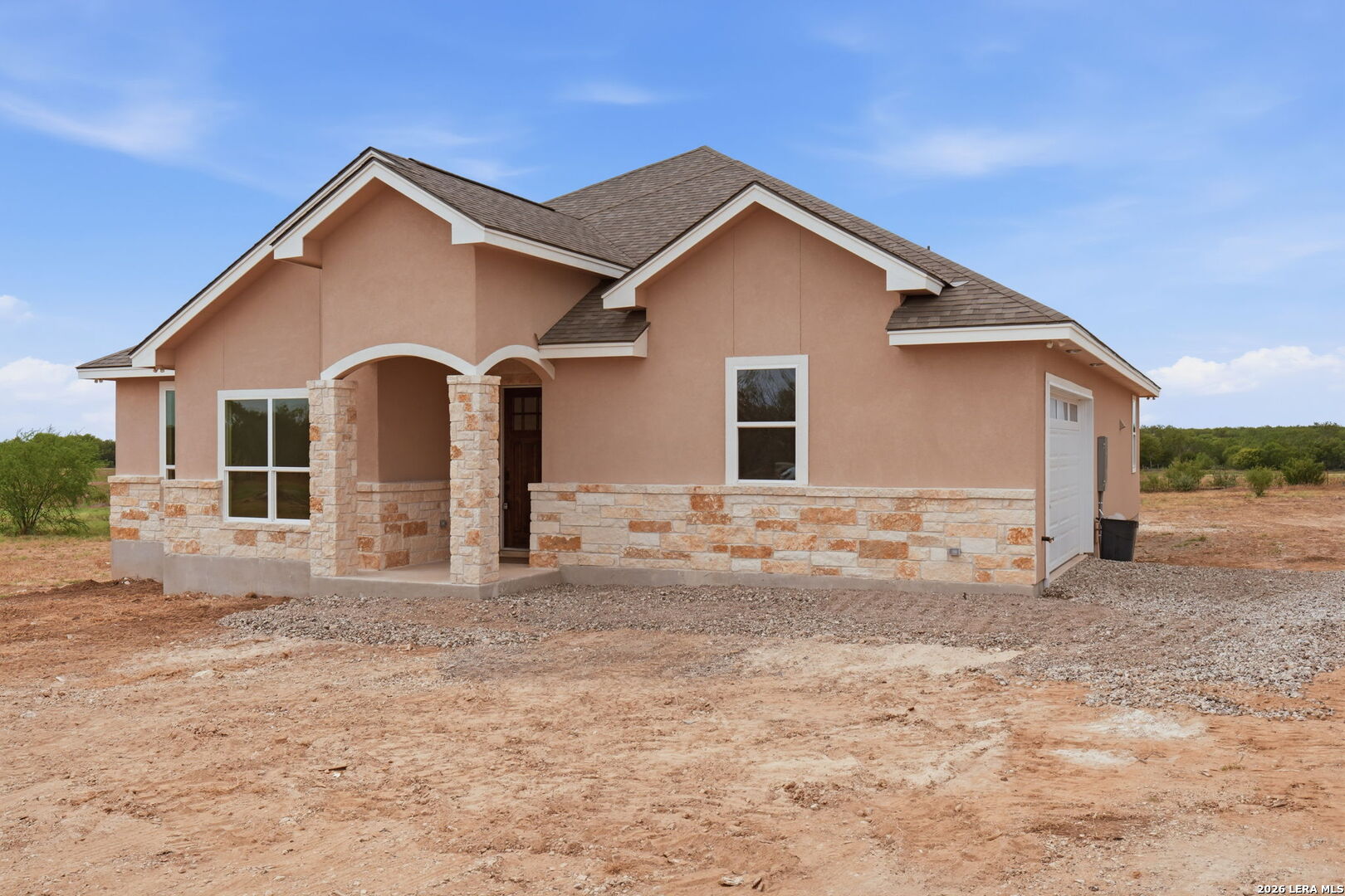 140 Sylashayes Loop Pleasanton TX 78064