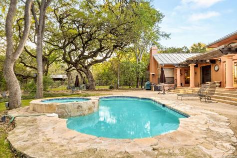 1901 Riada New Braunfels TX 78132
