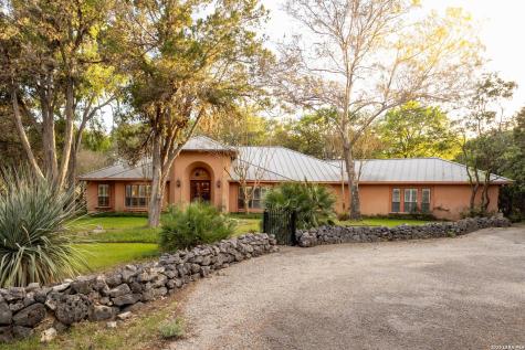1901 Riada New Braunfels TX 78132