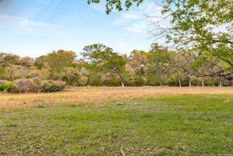 1901 Riada New Braunfels TX 78132