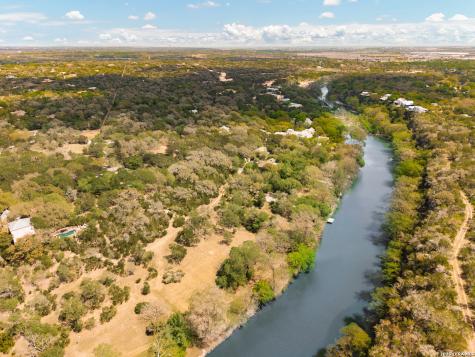 1901 Riada New Braunfels TX 78132